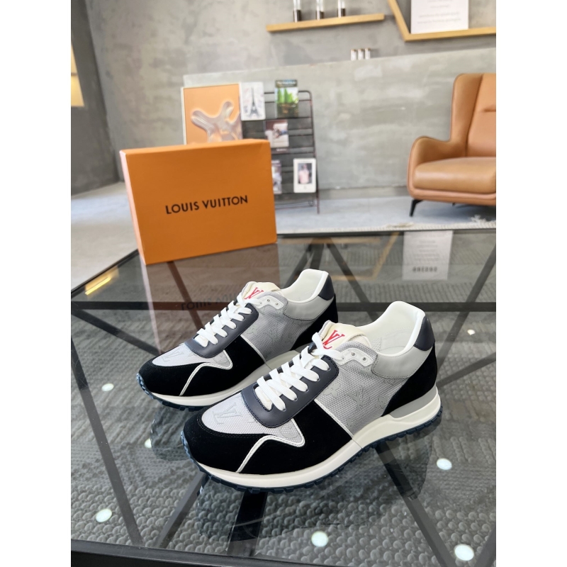 l**is V*t*n sneakers